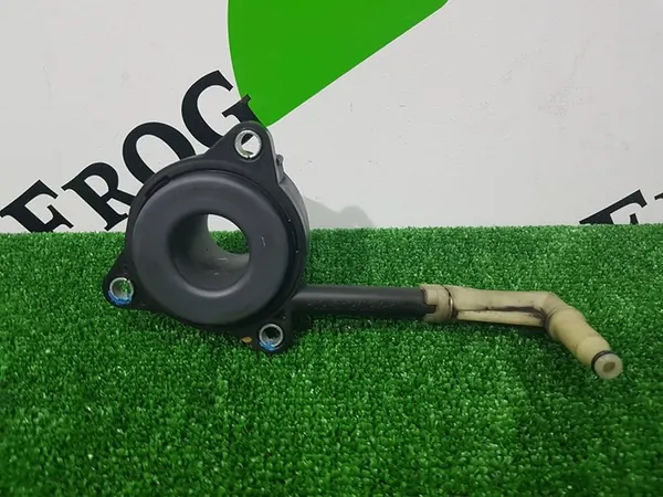 Audi S3 A3 8V 2.0 TFSI Koppling Frigöring 0A5141671L image 4