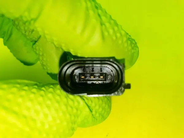 Sensor Pressão Combustível OEM 06E906051E Audi A6 C6 image 4
