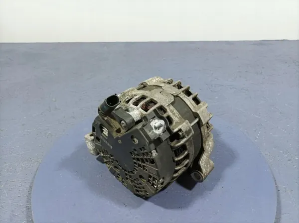 VOLVO V40 II 2.0 D3 Vaihtovirtageneraattori 150A 31288879 image 2