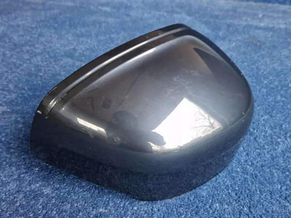 Volvo XC90 II Oikea peilin kansi OEM 31688505 image 5