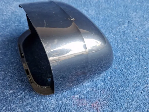 Volvo XC90 II Oikea peilin kansi OEM 31688505 image 8