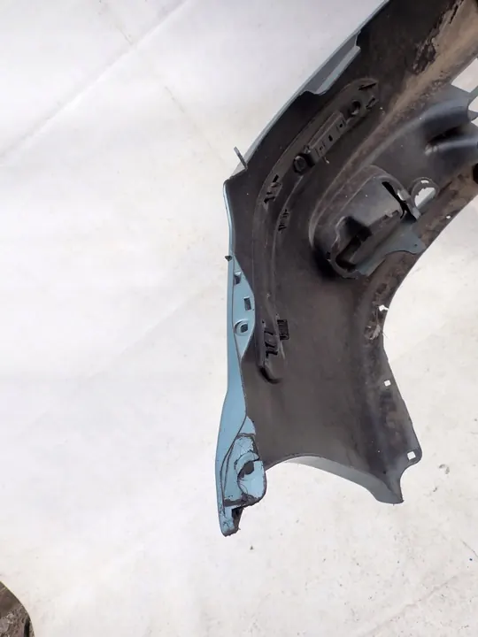 Paraurti anteriore Nissan Almera N16 00-03 image 8