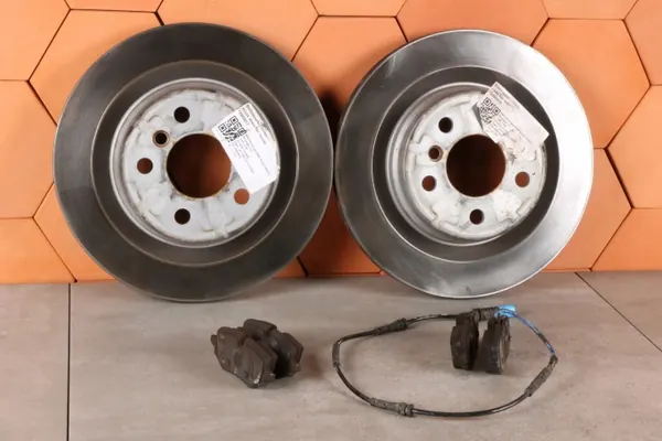 OEM 6891086 Bromsskivor & Belägg Bak BMW X1/X2 image 3