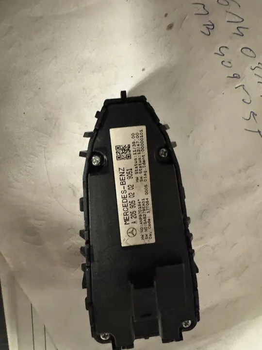 Mercedes-Benz Raam Schakelaar OE 9065451213 image 2