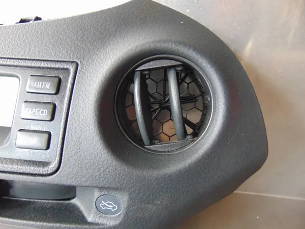 Radio Toyota Yaris I Lift OEM 86110-52140 image 5