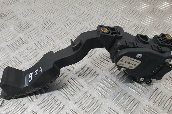 Gaspedaal RENAULT LAGUNA II 1.9L diesel 2001 image 2