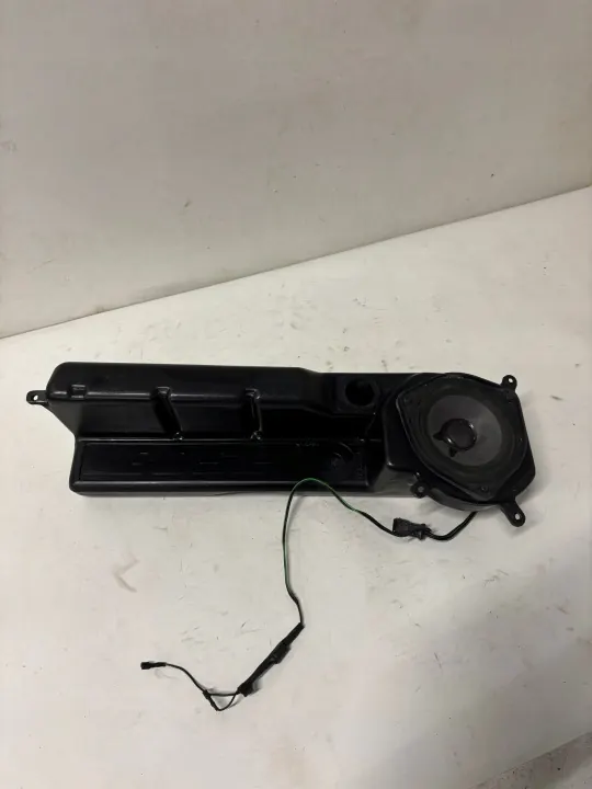 Kaiutin oikea etuovi OEM 4D0035382A Audi A8 D2 Bose image 2