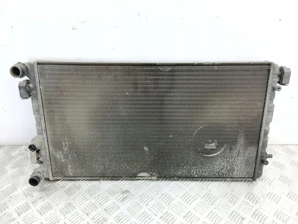 Gebrauchter Wasserkühler OEM AMD69949 für VW Beetle image 2