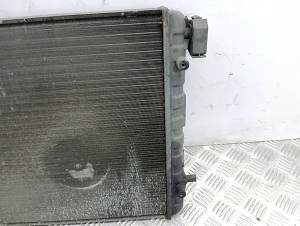 Gebrauchter Wasserkühler OEM AMD69949 für VW Beetle image 4