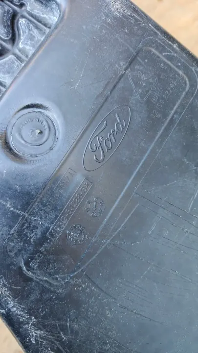 Réservoir AdBlue Ford Ranger OEM JB3G-5J228-B image 4