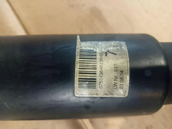 BMW X5 E53 Drivaxel OEM 26107549298 Begagnad image 5