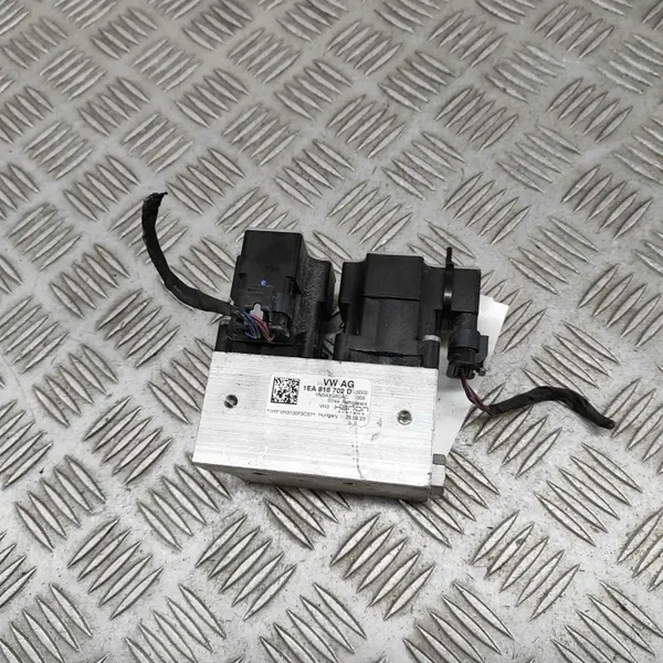 VW ID.5 ilmastointi jäähdytinventtiili OEM 1EA816702D image 3