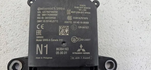 Sensor radar ángulo muerto trasero derecho OEM 8638A163 image 7