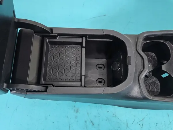 Accoudoir tunnel OEM 58810-42010 pour Toyota RAV4 2018-2022 image 6
