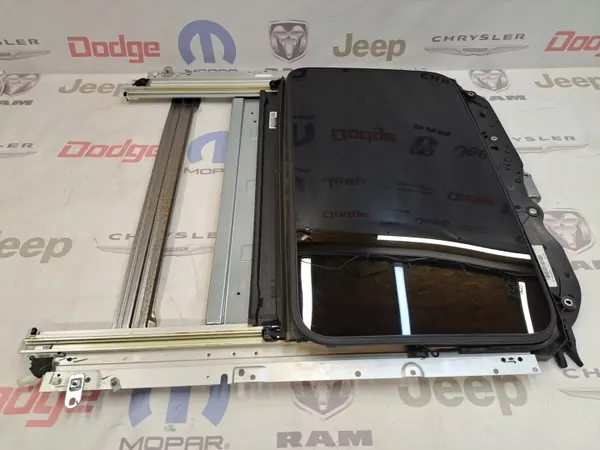 OEM 5PT00DX9AK Schiebedach Glas & Mechanismus Schwarz Abdeckung image 2