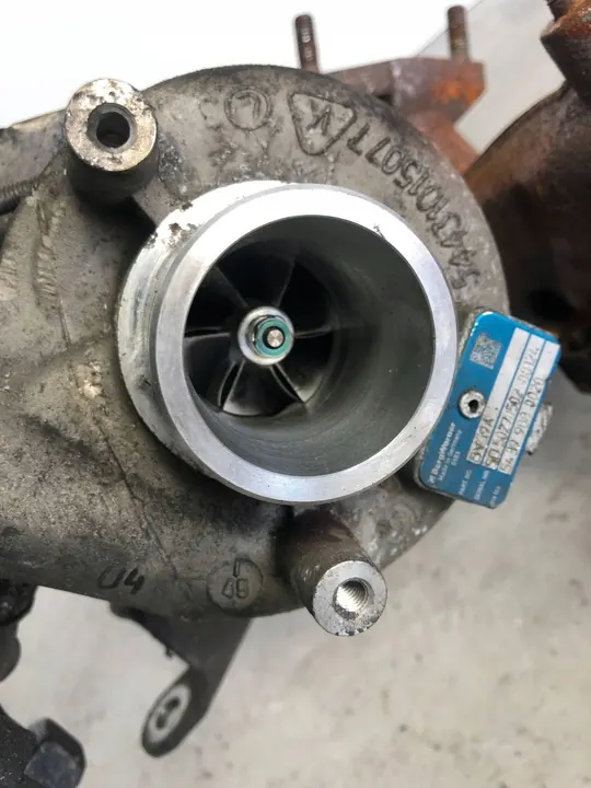 Turbo Volkswagen Transporter - Caravelle T5 image 7