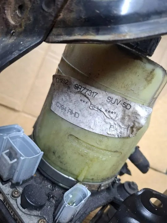 Bomba de direção assistida Ford OE 4M513K514CC image 4