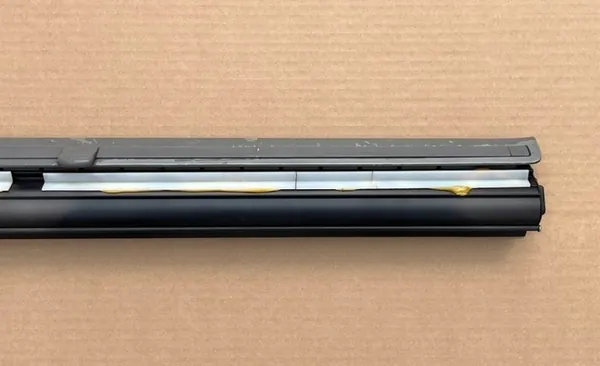 VW OEM 7H9881329 Estore Esquerdo Traseiro Curto image 3