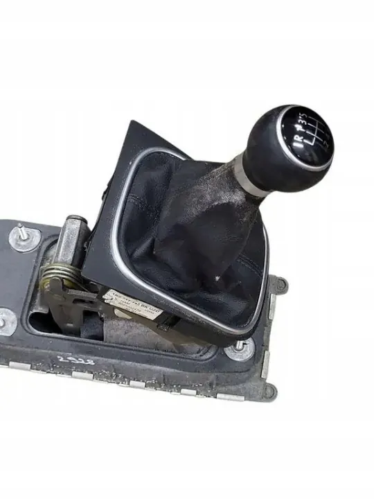 VW Versnellingsmechanisme OEM 1Q0711049C Gebruikt image 6