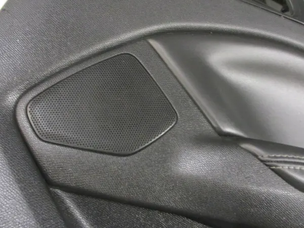 OEM 98030888ZD Oikea Takaoven Sisustus Peugeot 308 image 6