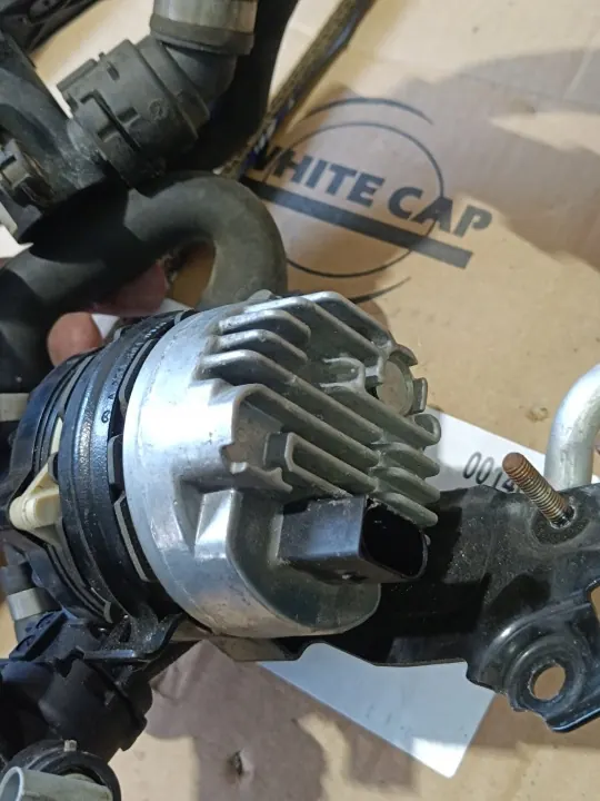 Waterpomp OEM 423423423214342313222 - Gebruikt Porsche OE image 7