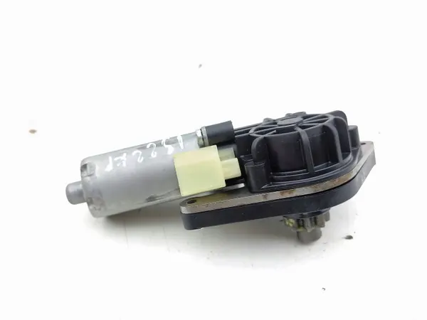 Sitzmotor Ford Mustang Mach-E OEM 0390201900 image 3
