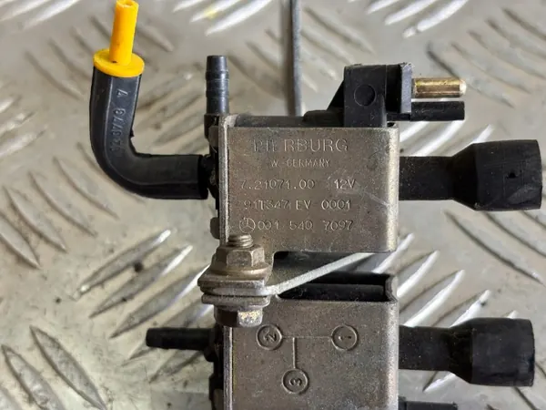 Mercedes S W140 W126 Elektroventil 0015407097 image 3
