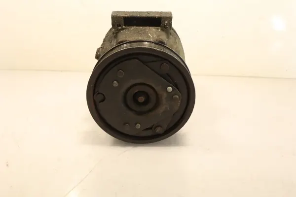 Ilmastointikompressori Renault Megane Scenic I 1.6 OEM image 3