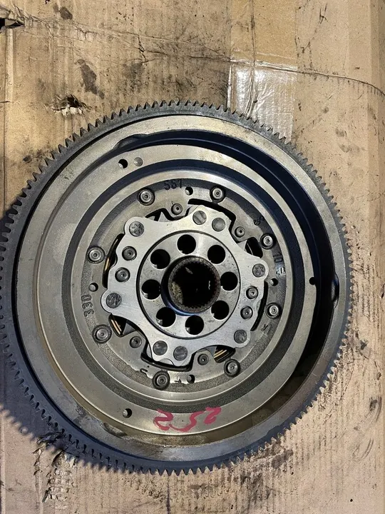 VW Audi Skoda 2.0 TFSI Volante de Dupla Massa 06J105266AQ image 5