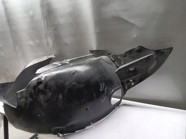 Volkswagen OE 2K5805912 Front Wheel Arch image 9