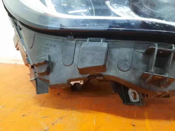 MERCEDES GLA X 156 Rechter Koplamp A1569067000 image 4