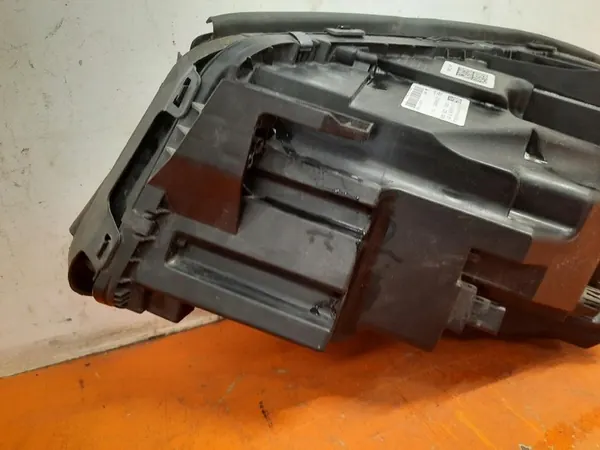 MERCEDES GLA X 156 Rechter Koplamp A1569067000 image 7