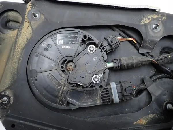 SA20-202G0 AdBlue-tank Pump Mazda 6 III 2.2D image 3