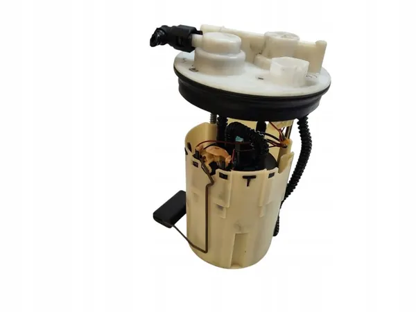 Brandstofpomp Toyota Avensis T25 Corolla E12 1.6 1.8 VVT-I 77020-02070 image 4