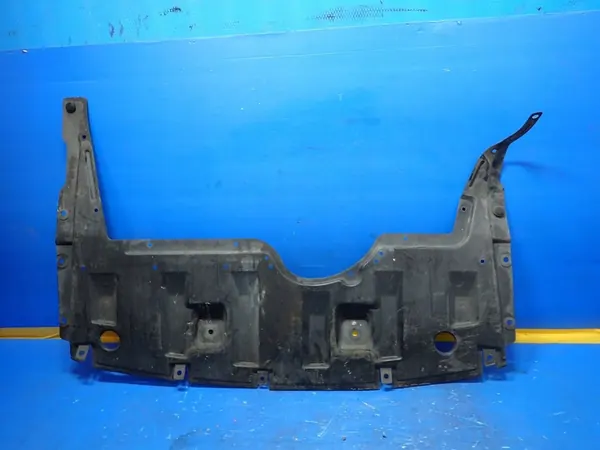 Placa de cubre motor Mitsubishi Colt OE MR575339 image 2