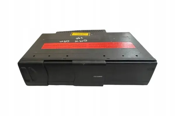 Changer CD BMW OEM 65126967641 pour E81 E87 E90 image 2
