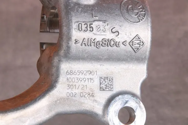 OEM 6865929 Schokdemperbeugel Links Voor BMW 5 image 5