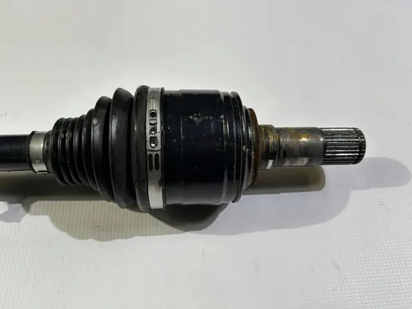 Arbre de transmission arrière gauche Maserati Ghibli 3.0 M157 2013- image 8