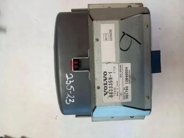 Écran de navigation Volvo OE d'occasion OEM 8633359 image 5