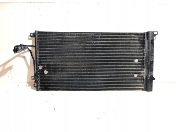 Condenseur AC Porsche Cayenne OEM 99001235 Occasion image 2