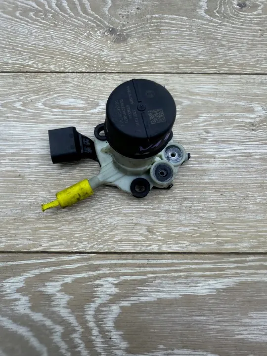Pompe AdBlue Bosch F01C.070.013 - État d'occasion image 2