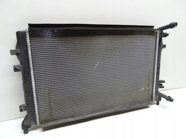 Radiateur d'eau OEM 1K0121251CM pour VW Golf VI image 4