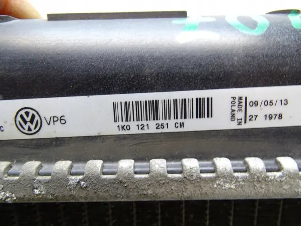 Radiateur d'eau OEM 1K0121251CM pour VW Golf VI image 7