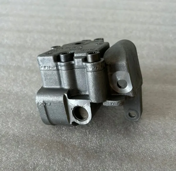 Bomba de aceite usada OEM 03G115105C VW Audi 2.0 TDI image 3