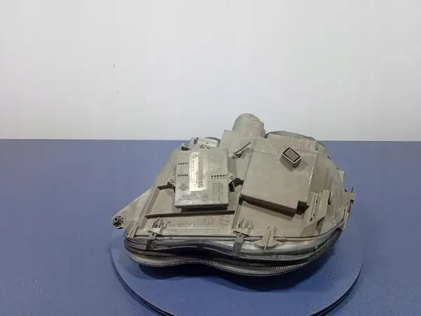 MERCEDES C W203 Rechter Koplamp Xenon A2038201261 image 3