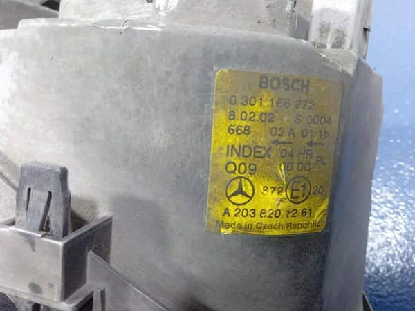 MERCEDES C W203 Rechter Koplamp Xenon A2038201261 image 7