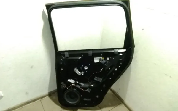 2004 Volkswagen Touareg I Elevador de vidro traseiro 7L0839354D image 2