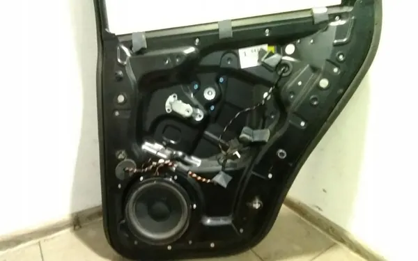 2004 Volkswagen Touareg I Elevador de vidro traseiro 7L0839354D image 4