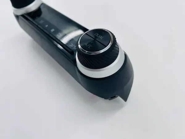Klimapanel OEM OYT27197 für RAV4 image 5