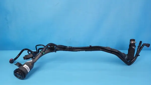 Tubo de enchimento combustível Opel Insignia B GSi OEM 84828557 image 7